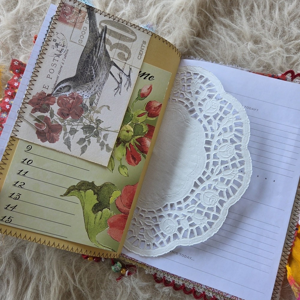 Patchwork Eclectic SUMMER Junk JOURNAL - Picture 17 of 17